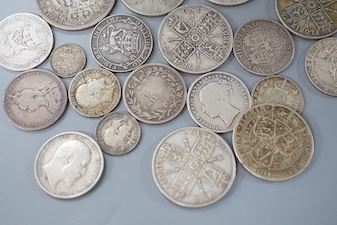 A quantity of Victorian, Edwardian and pre 1920 silver coinage (2/6 x6, 2/- x6, 1/- x8 etc)